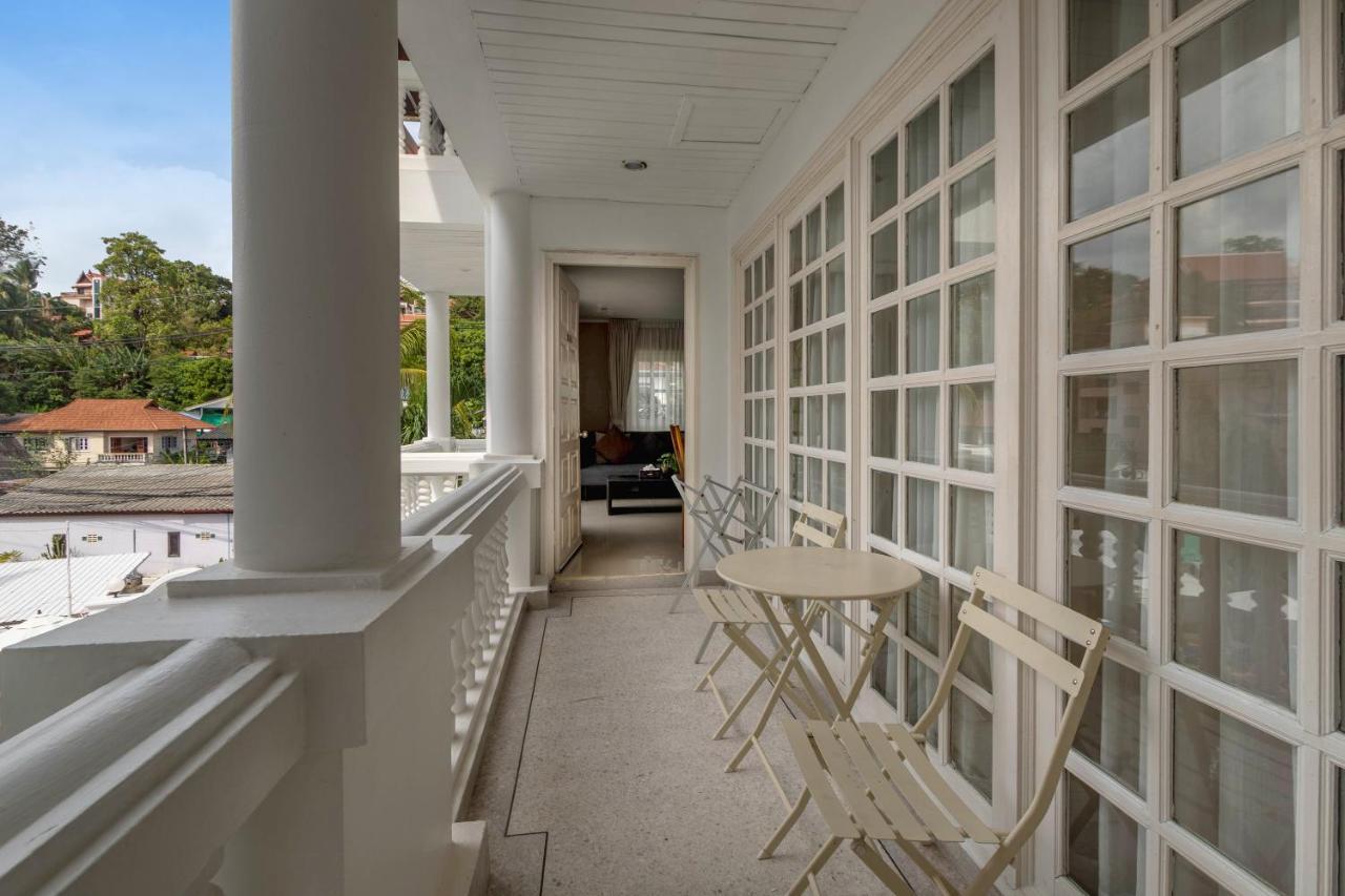 Villa Atchara Patong Exterior foto